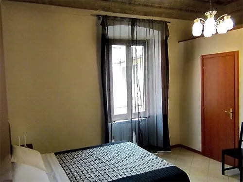 Adelaide House Pensionat 3*