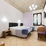 Pensionat Adelaide House 4*