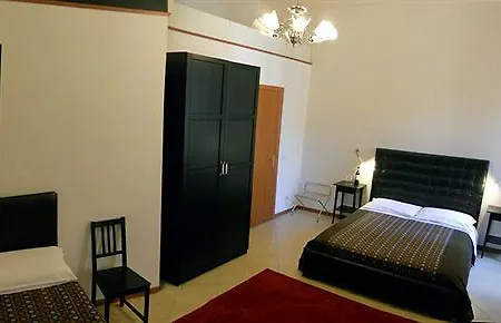Guest house Adelaide House