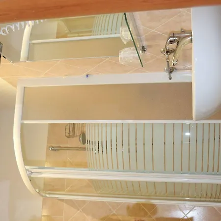 Гостевой дом Adelaide House Флоренция
