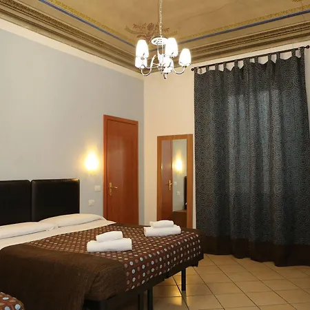 Adelaide House Флоренция