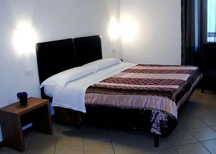 Adelaide House 4* فلورنس