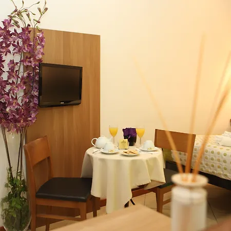 게스트하우스 Adelaide House