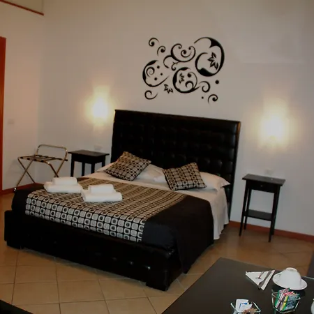 게스트하우스 Adelaide House 3*