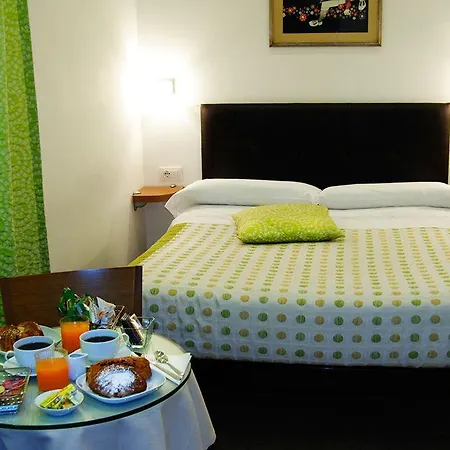 Adelaide House بيت ضيافة فلورنس