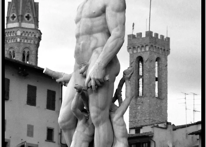 Adelaide House Konukevi 3*